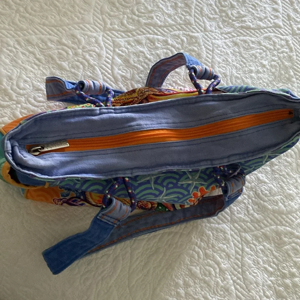 Sun N’ Sand beach theme shoulder bag tote - Picture 4 of 11